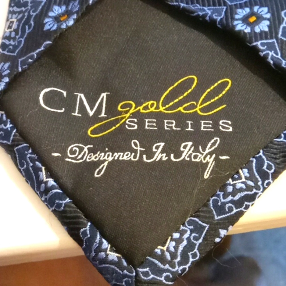 CM Gold Series Royal Blue‎ Geometric Floral Print 100 % Silk Neck Tie